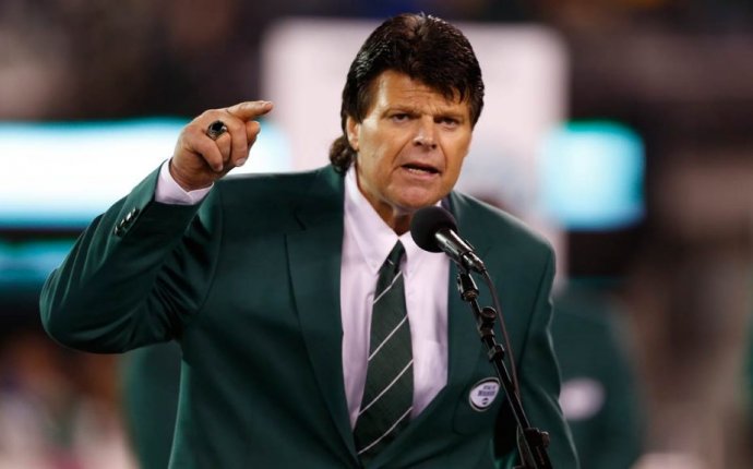 Oklahoma Native, Former Jets Star Mark Gastineau Battling Seriou